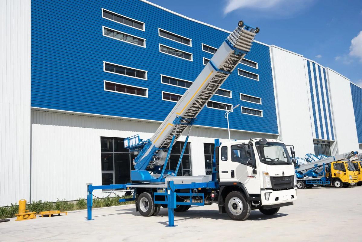 博野县小型云梯车上料车租赁多少钱