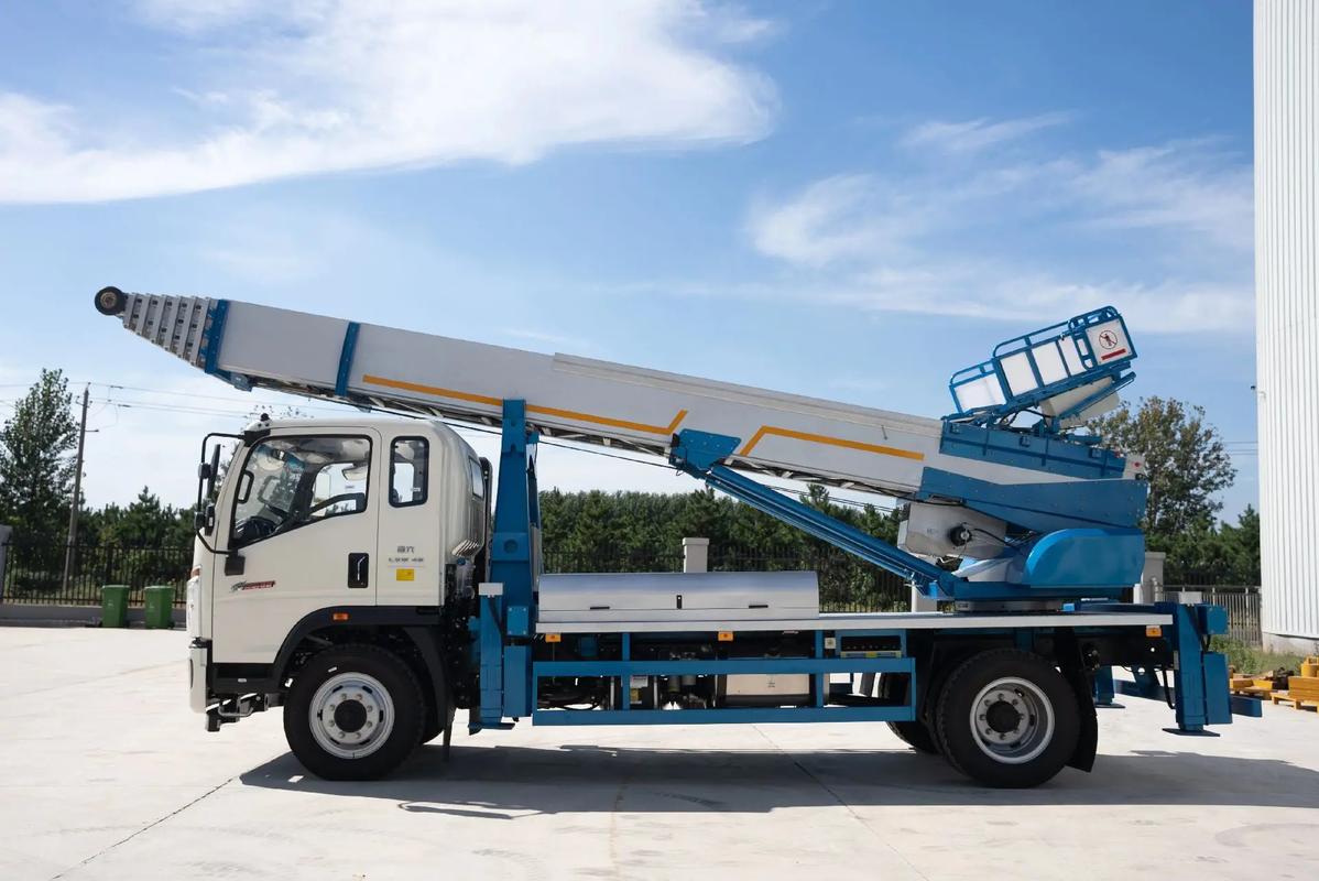 博野县云梯上料车租赁费用