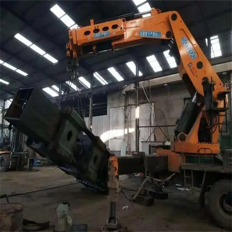 博野县200吨折臂吊出租